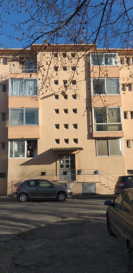 Appartement Aux Alyscamps à Arles Extérieur photo
